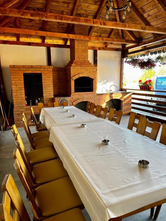 A-Frame Bucovina- Paradis Bucovinean Capu Cîmpului Exteriör bild