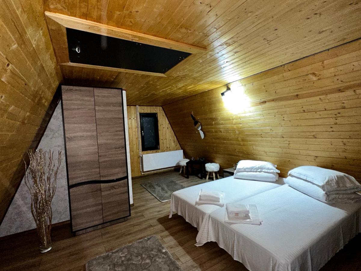 A-Frame Bucovina- Paradis Bucovinean Capu Cîmpului Exteriör bild