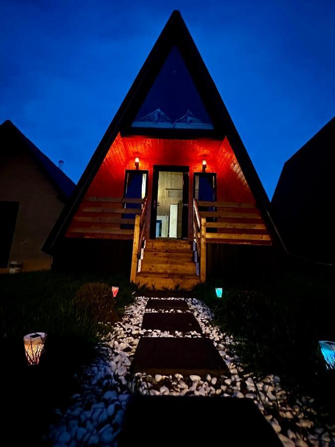 A-Frame Bucovina- Paradis Bucovinean Capu Cîmpului Exteriör bild